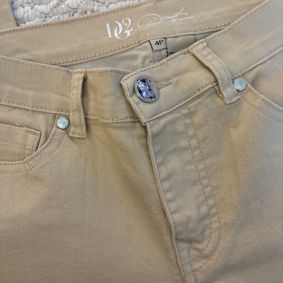 DG2 Diane Gilman women's tan pants - Picture 2 of 4